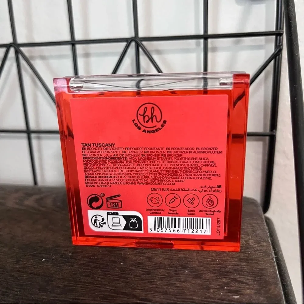 BH Los Angeles Full Heat Matte Bronzer Tan Tuscany